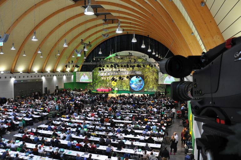 Stadthalle Bielefeld: Volldampf voraus