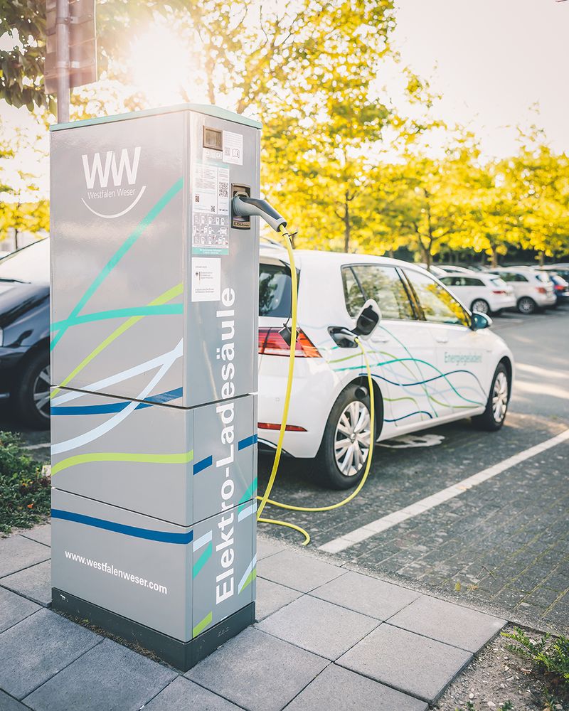 Westfalen Weser: Auftanken und durchstarten! Mit 1000 Ladepunkten treiben wir die E-Mobilität voran! (foto: Christian Schwier)