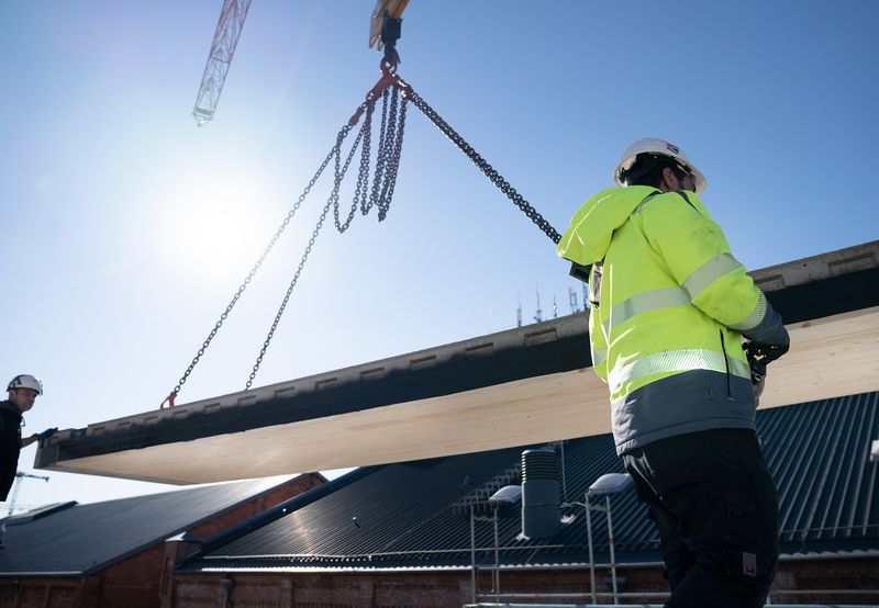 Brüninghoff optimiert Herstellung von Holz-Beton-Verbunddecken